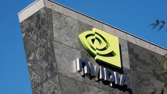 云端GPU全部售罄！英偉達(dá)上財(cái)季凈利增六成，黃仁勛強(qiáng)調(diào)沒有看到AI泡沫