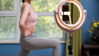 健身被直播？媒體：顧客有權(quán)拒絕成他人流量池的數(shù)字勞工