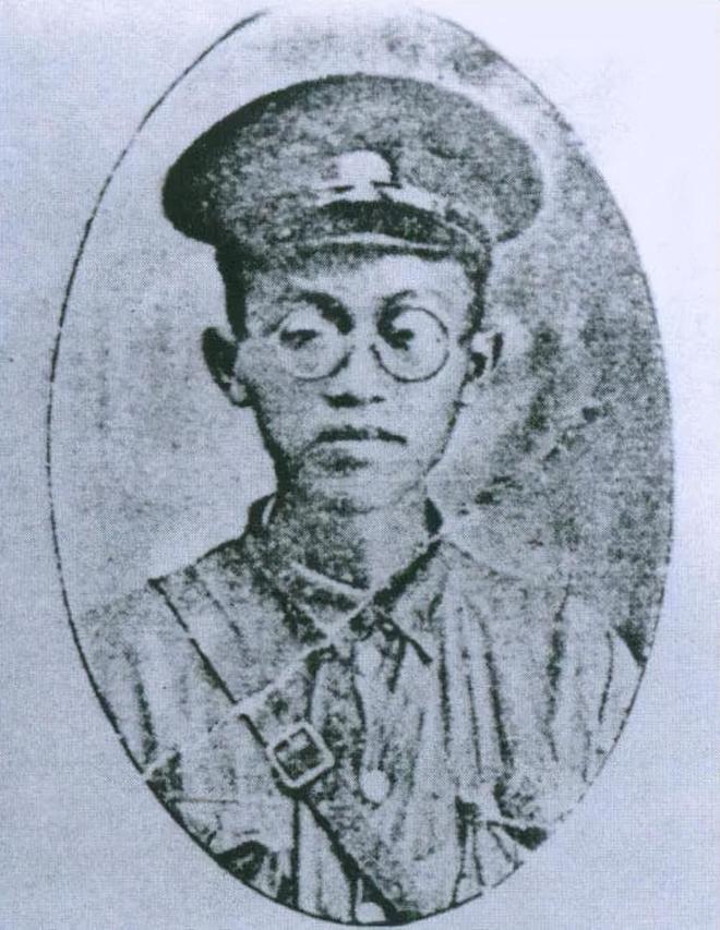 李里谈1927至1937年中共白区革命的曲折探索 4 resize,w 1024