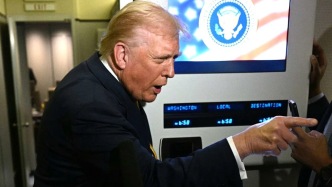 特朗普喊女记者“小猪”，白宫新闻秘书诡辩：总统直率坦诚