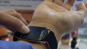 馬上測(cè)｜“電擊提神神器”火了，有打工人、學(xué)生靠痛感找清醒？