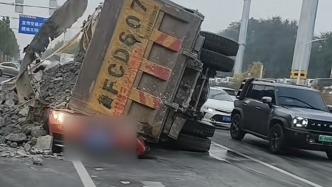 馬上評｜又見“瘋狂渣土車”，必須追責(zé)到位、處罰到位