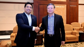 陳吉寧會見馬來西亞國家石油公司總裁兼首席執(zhí)行官陶菲克