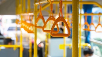 新公交，開進(jìn)群眾心坎里（邁向“十五五”的民生圖景）