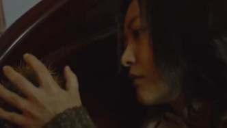 窒息的親子關(guān)系：習(xí)慣了親密，如何分離？