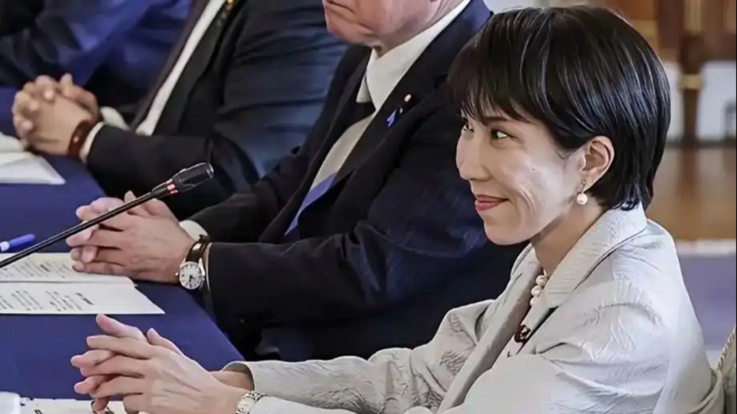 高市早苗在G20會(huì)場(chǎng)與西方領(lǐng)導(dǎo)人套近乎，馬克龍表情亮了