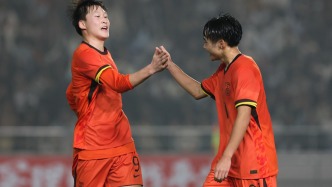 體壇聯(lián)播｜曼聯(lián)主場(chǎng)不敵埃弗頓，U16國(guó)足14球大勝東帝汶