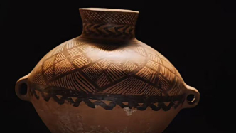 《马家窑·彩陶上的中国》：解读五千年前黄河彩陶密码