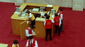 歷史上的今天｜1990年11月26日，上海證券交易所正式成立