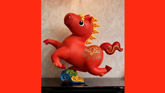 文旅部發(fā)布“歡樂春節(jié)”吉祥物吉祥馬，以馬踏飛燕為設計靈感