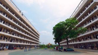 媒體：無課不得滯留宿舍？學(xué)生不是統(tǒng)一框定的“標(biāo)準(zhǔn)件”