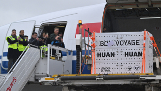 第1现场｜13年旅法生涯画句点，“欢欢”“圆仔”荣耀归来