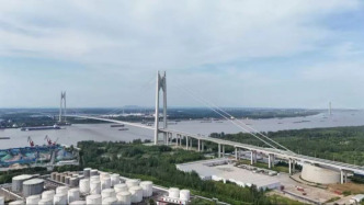 南京又多一條免費(fèi)過江通道：這座城市為了過長江有多拼