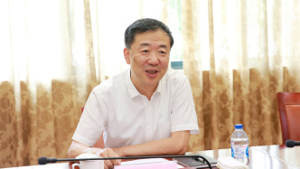 無錫市委常委、江陰市委書記許峰擬推薦提名為設(shè)區(qū)市政協(xié)主席人選