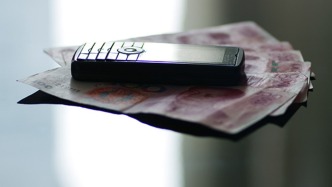 一些地方和機(jī)構(gòu)反詐層層加碼，人民日報(bào)：別給群眾徒增不便