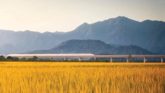 长三角铁路推出3款旅游计次票产品：1次购买、分段乘坐、15天有效