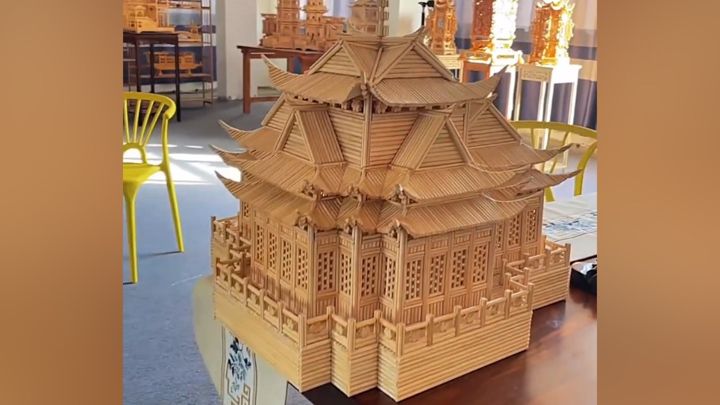 硬核手作！男子用上千雙筷子做出微縮版故宮角樓