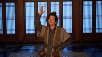 “费鸡师”的身世是怎样的？演员陈创：具体我也不知道，但一定是不堪的往事