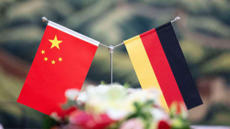 王文濤與德國經(jīng)濟和能源部長賴歇視頻會談，就安世半導(dǎo)體等問題交換意見