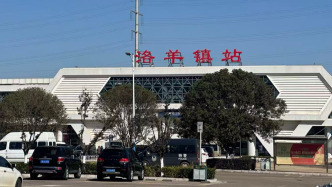 昆明局试验列车碰撞施工作业人员致11人死亡，有伤者正接受手术