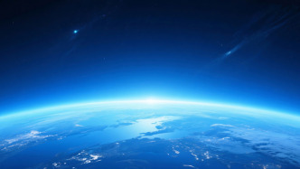 算力“卷”上天！马斯克、贝佐斯看好太空数据中心，中国企业启动“天算计划”