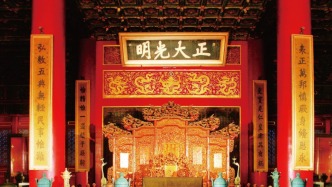 盛世下的“盜臣”：乾隆欽案背后的權(quán)力、制度與人情