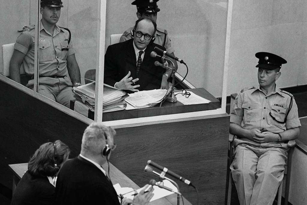 汉娜·阿伦特逝世五十年|托马斯·迈耶:她在你身后把门关上 8 resize,w 1024