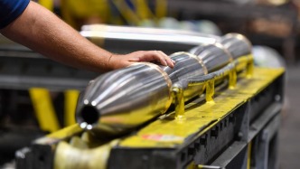 全球百强军火商去年收入创纪录，其中39家总部位于美国