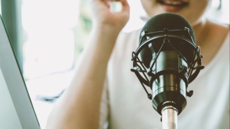 要求主播與粉絲“假戀愛”遭拒，經(jīng)紀(jì)公司索賠30萬違約金被法院駁回