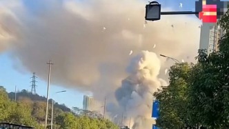 举报公职人员后喝农药烟花爆竹店主已去世，知情人：中毒的剂量太大