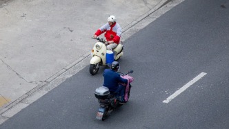 上海发布寒潮蓝色预警，预计未来48小时内最低气温将下降8-10度