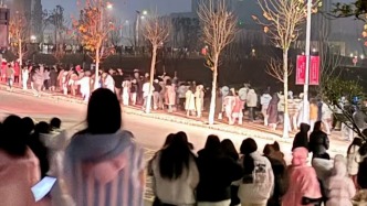 高校學(xué)生深夜撤離宿舍，貴州貴安新區(qū)：已排除燃?xì)庑孤┛赡?，異味來源仍在調(diào)查