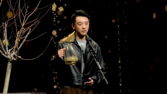 王传君郑恺们带着八方水土，为上戏80周年种下桃李