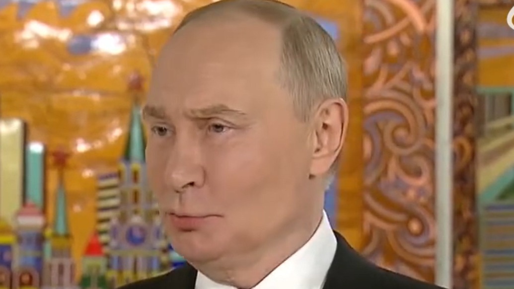 俄军称已控制红军城,普京向外媒记者发出访问邀请