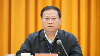 湖南省人大常委会原副主任叶红专被查，曾长期在湘西州任职