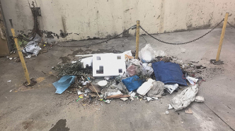 老小区陷物业服务差、居民抱怨僵局，这12个小区用“团购物业”破解