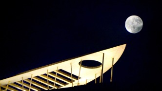 直播丨2025年最后一輪“超級月亮”，你想和誰一起看？