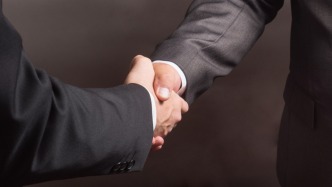 商务部：中法双方将支持和鼓励两国企业加大双向投资