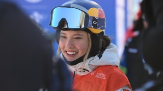 崇礼赛道再亮相！谷爱凌说留在顶峰比攀登更难