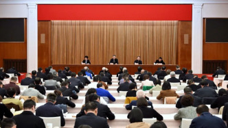 聚力推动新时代人大工作高质量发展！上海市委人大工作会议举行