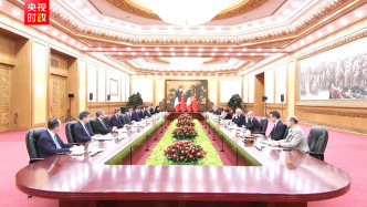 视频丨习近平：中法两国应当展现责任担当 高举多边主义旗帜 坚定站在历史正确一边