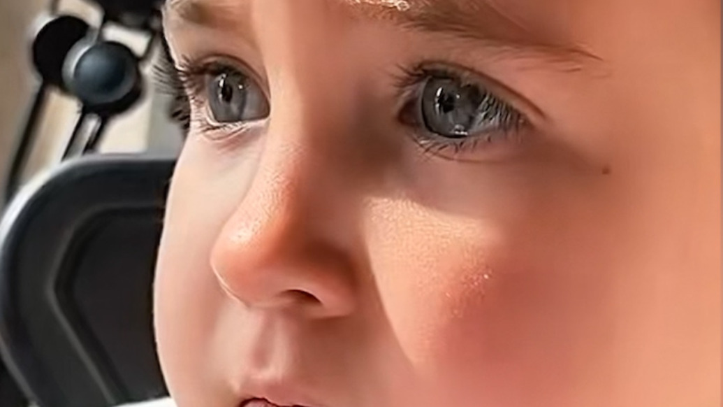 江苏爸妈生出混血娃娃，原来因为太爷爷是俄罗斯人