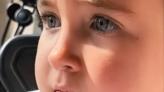 江苏爸妈生出混血娃娃，原来因为太爷爷是俄罗斯人