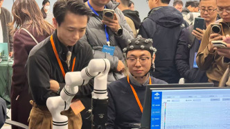 瘫痪、失明不再“无解”，脑机接口产业迎来“黄金发展期”