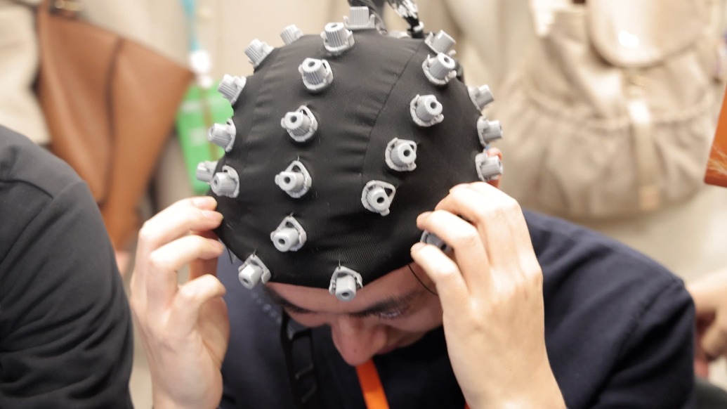 “意念操控”照进现实？围观一场脑机接口竞技赛