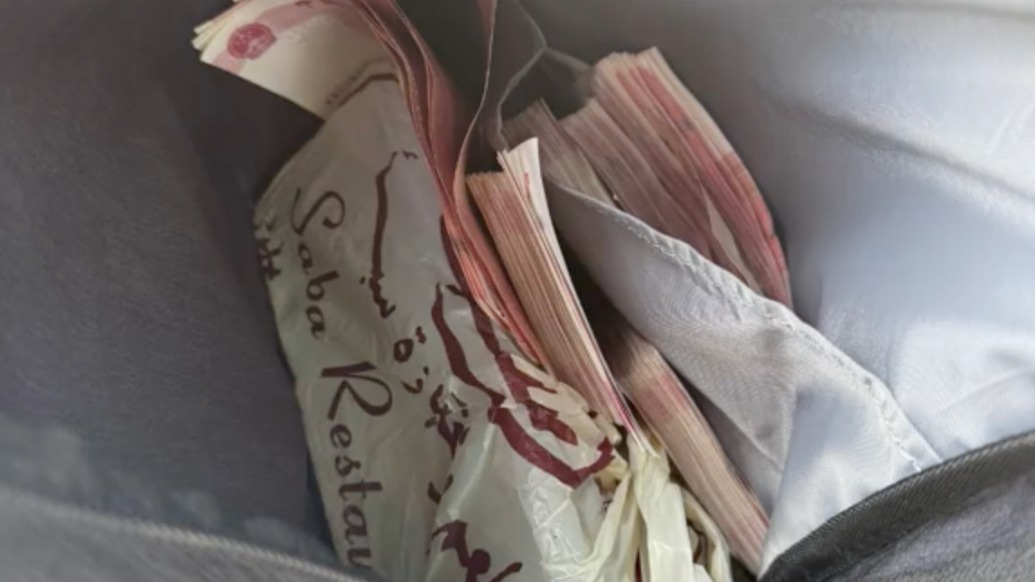 带重病父亲求医捡6.5万元现金，女子直接交给警察：可能也是失主的救命钱