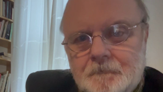 上海戲劇學(xué)院福瑟研究中心揭牌，諾獎(jiǎng)得主約恩·福瑟從挪威發(fā)來問候