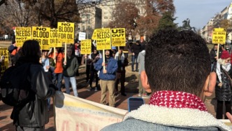 美國逾60城舉行示威活動，抗議對委軍事行動