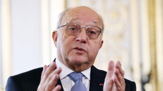 法國(guó)前總理：中法友誼深厚共同主張多邊主義