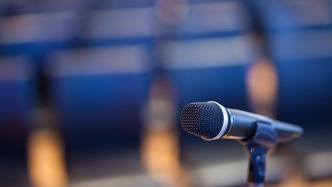 遼寧艦航母編隊遠(yuǎn)海正常訓(xùn)練遭日機(jī)多次抵近滋擾，人民海軍回應(yīng)